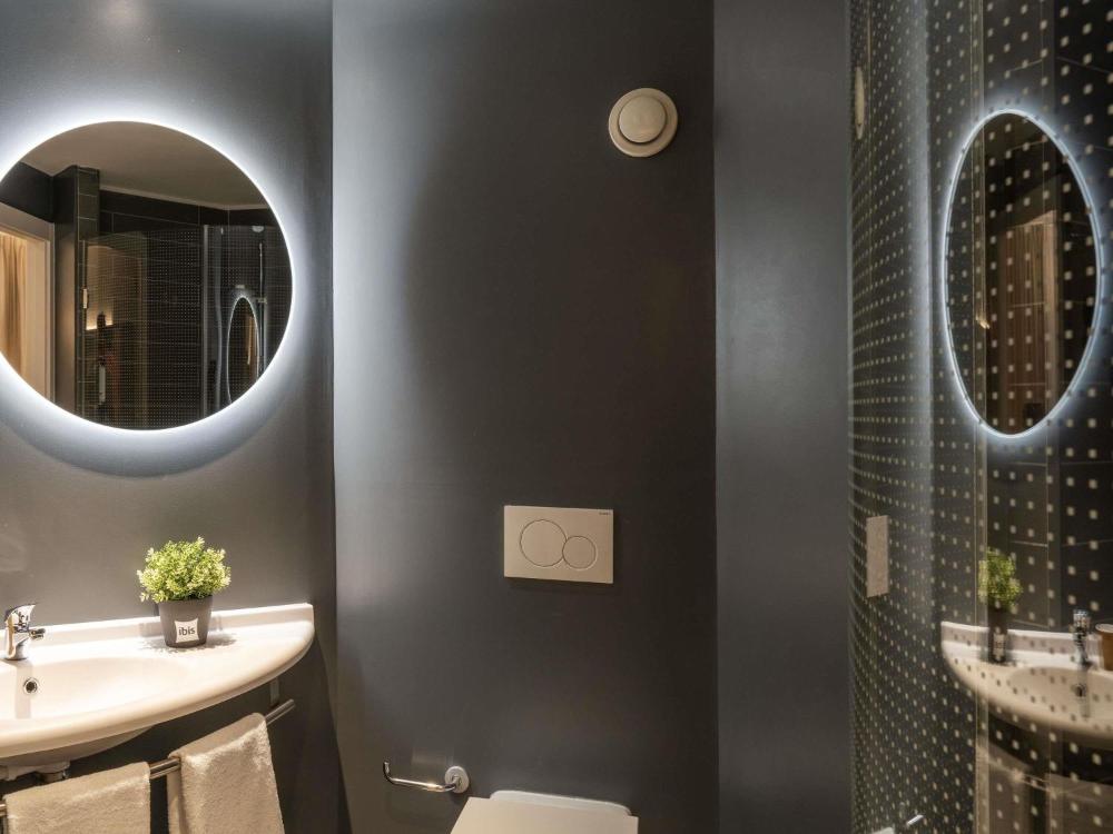 Double Room with Extra Bed interior